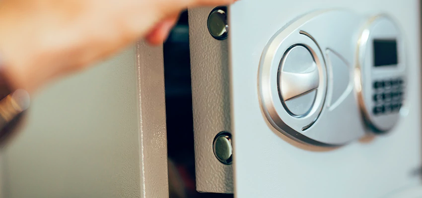 Fingerprint Safe Openers in Fairfax, CA